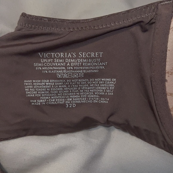 Lightly padded Bra - Picture 4 of 5